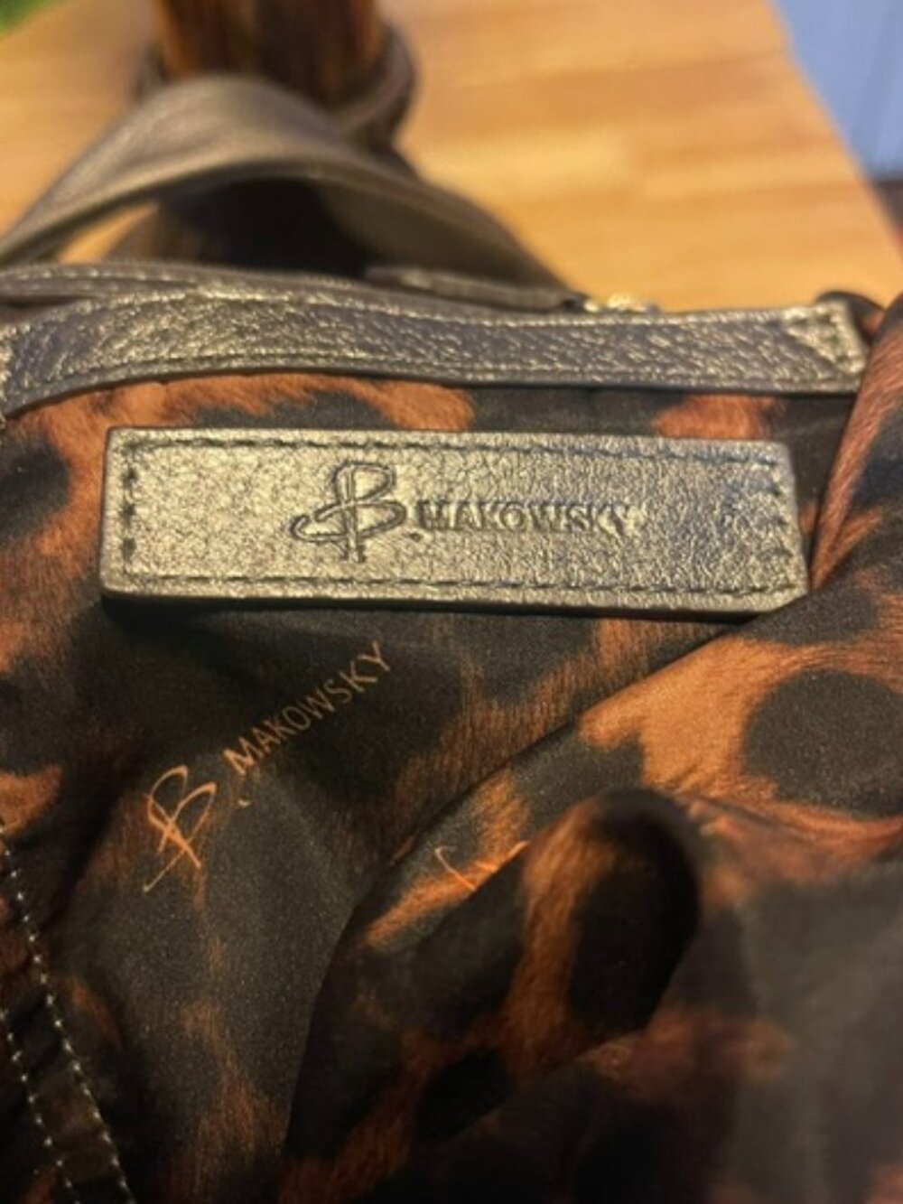 Handbag - Picture 8 of 8